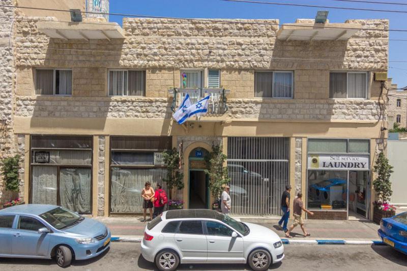 Port Inn Haifa Bagian luar foto